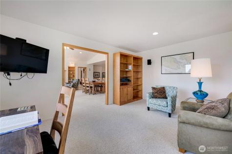 82 Montgomery Lane Port Ludlow WA 98365