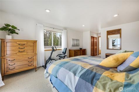 82 Montgomery Lane Port Ludlow WA 98365