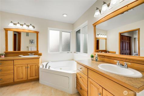 82 Montgomery Lane Port Ludlow WA 98365