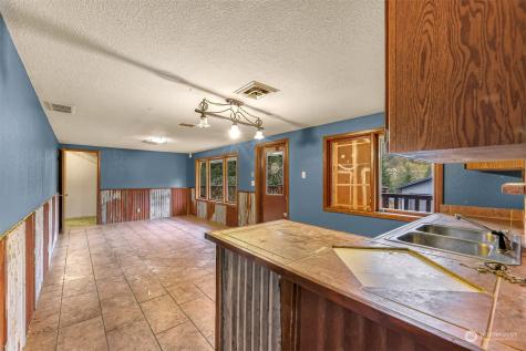7489 S Dillard Avenue Concrete WA 98237