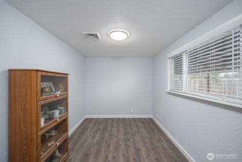 630 W Loop Drive Moses Lake WA 98837