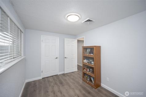 630 W Loop Drive Moses Lake WA 98837