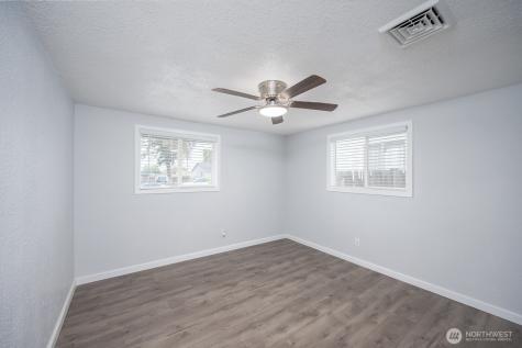 630 W Loop Drive Moses Lake WA 98837