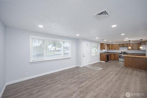 630 W Loop Drive Moses Lake WA 98837