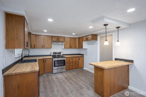 630 W Loop Drive Moses Lake WA 98837