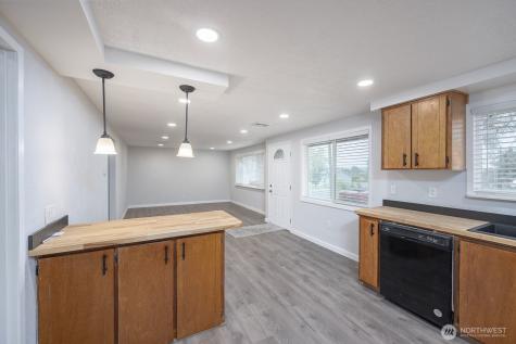 630 W Loop Drive Moses Lake WA 98837