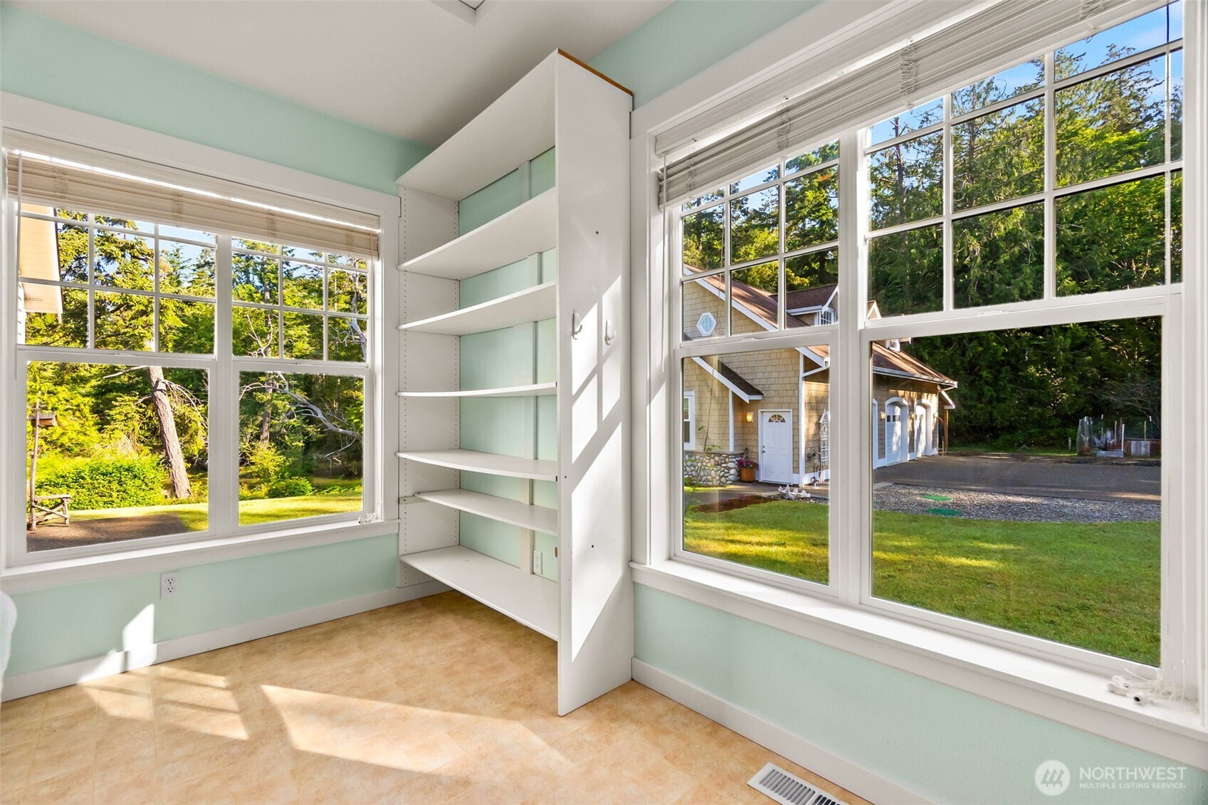 1800 E South Island Drive Shelton WA 98584