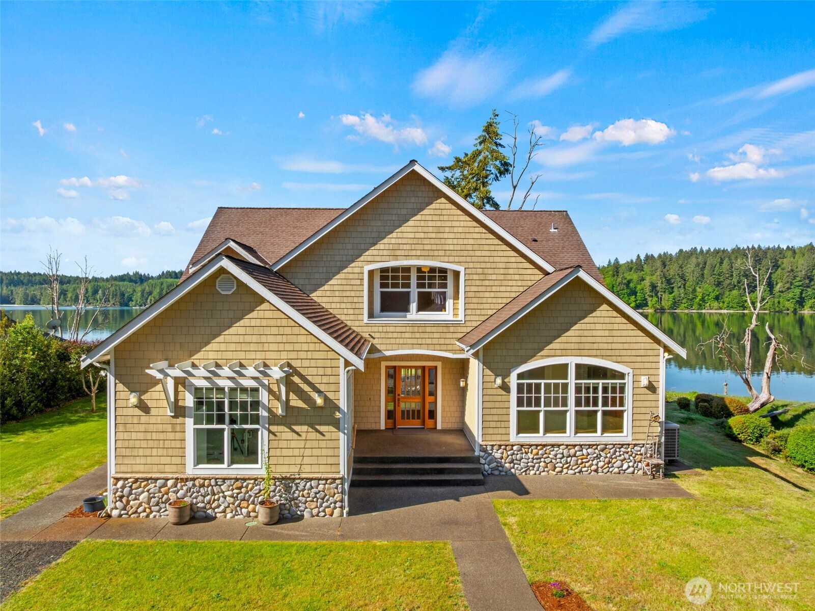 1800 E South Island Drive Shelton WA 98584