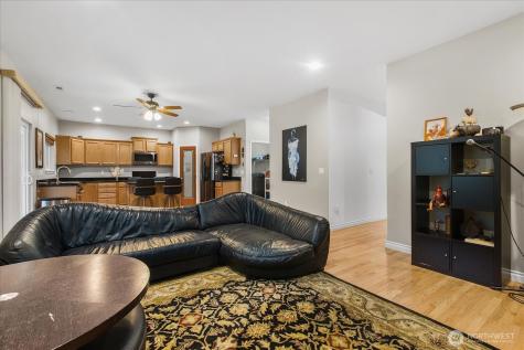 27867 256th Court SE Maple Valley WA 98038