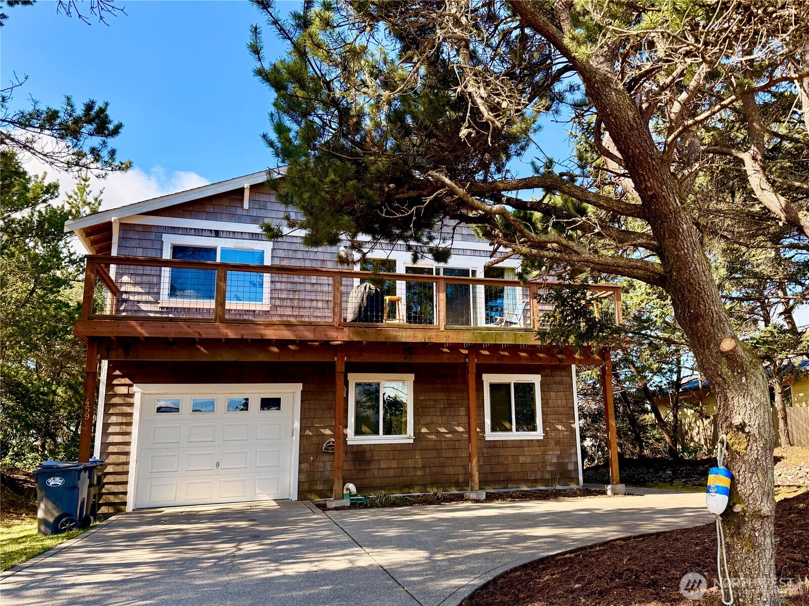 459 S Bel Air Loop Ocean Shores WA 98569