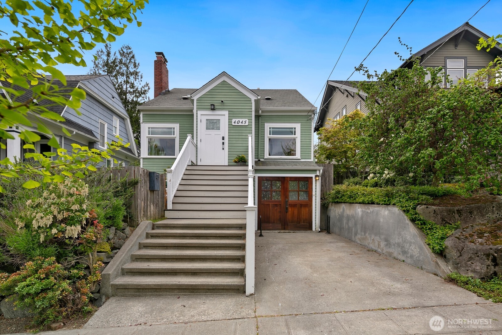 4045 2nd Avenue NE Seattle WA 98105