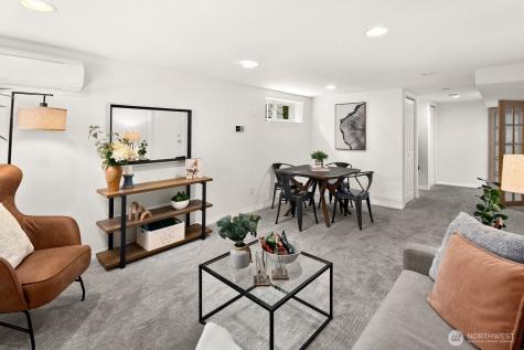4045 2nd Avenue NE Seattle WA 98105