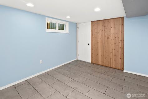4045 2nd Avenue NE Seattle WA 98105