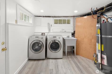 4045 2nd Avenue NE Seattle WA 98105