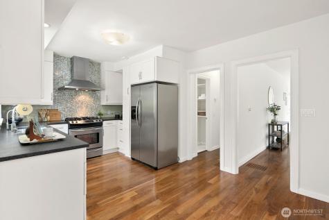 4045 2nd Avenue NE Seattle WA 98105