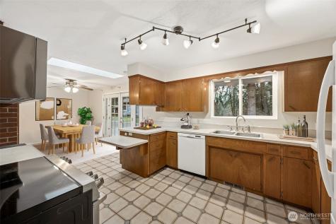 6525 Lazy Street SW Tumwater WA 98512