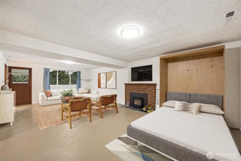 6525 Lazy Street SW Tumwater WA 98512