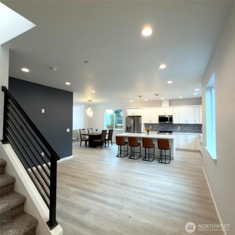 648 SW 139th Street Burien WA 98166