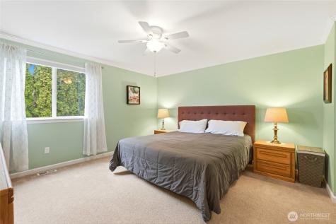 5706 121st Place NE Marysville WA 98271