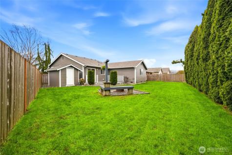 5706 121st Place NE Marysville WA 98271