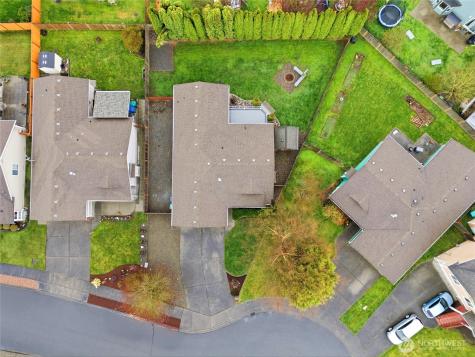 5706 121st Place NE Marysville WA 98271