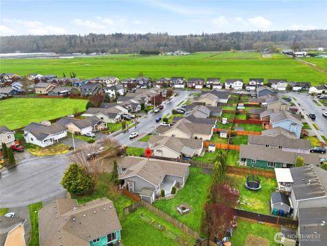 5706 121st Place NE Marysville WA 98271
