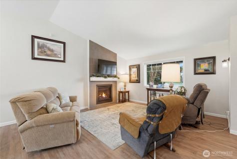 5706 121st Place NE Marysville WA 98271