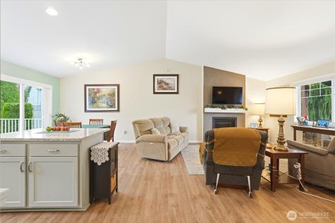 5706 121st Place NE Marysville WA 98271