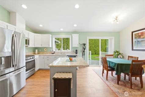 5706 121st Place NE Marysville WA 98271