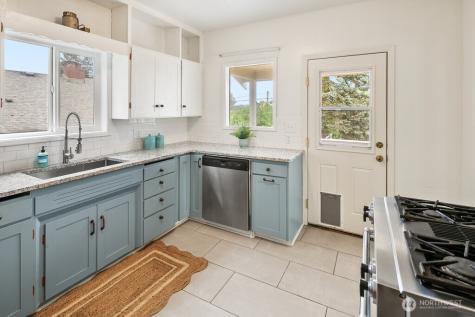 4705 S 4th Avenue Everett WA 98203