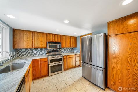 319 N Grape Drive Moses Lake WA 98837