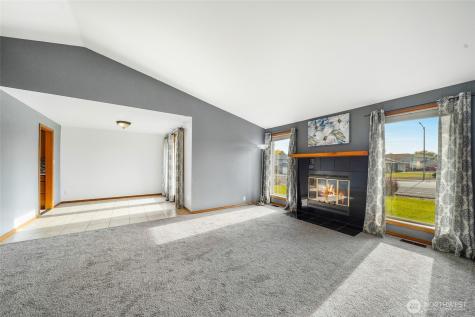 319 N Grape Drive Moses Lake WA 98837