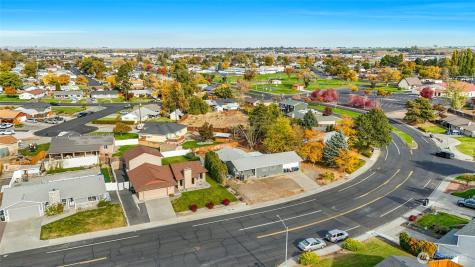 319 N Grape Drive Moses Lake WA 98837