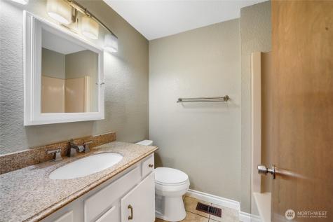 319 N Grape Drive Moses Lake WA 98837