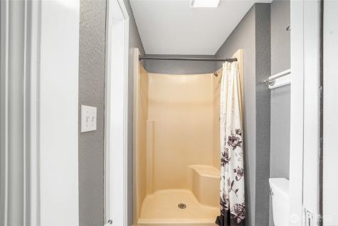 319 N Grape Drive Moses Lake WA 98837