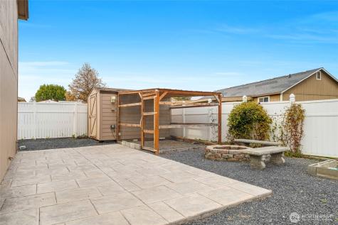 319 N Grape Drive Moses Lake WA 98837