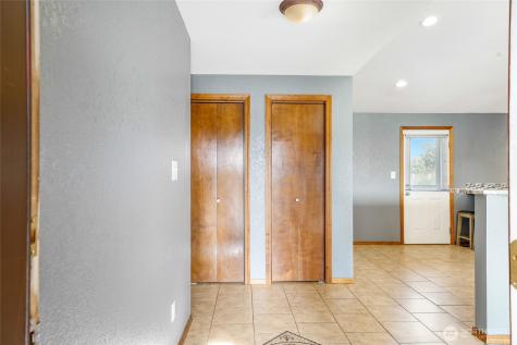 319 N Grape Drive Moses Lake WA 98837