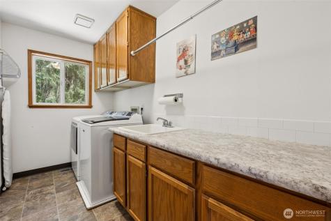 13715 110th Avenue Ct E Puyallup WA 98374