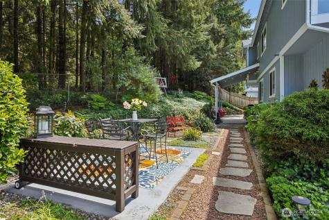 13715 110th Avenue Ct E Puyallup WA 98374