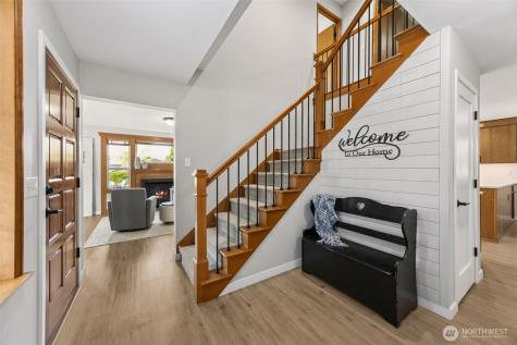 13715 110th Avenue Ct E Puyallup WA 98374
