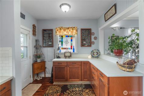 527 S 5th Street Montesano WA 98563