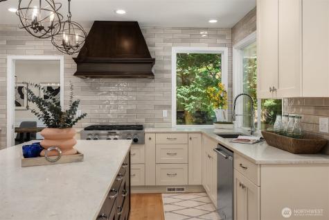 26817 SE 22nd Way Sammamish WA 98075