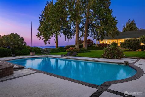 3727 Shore Avenue Everett WA 98203