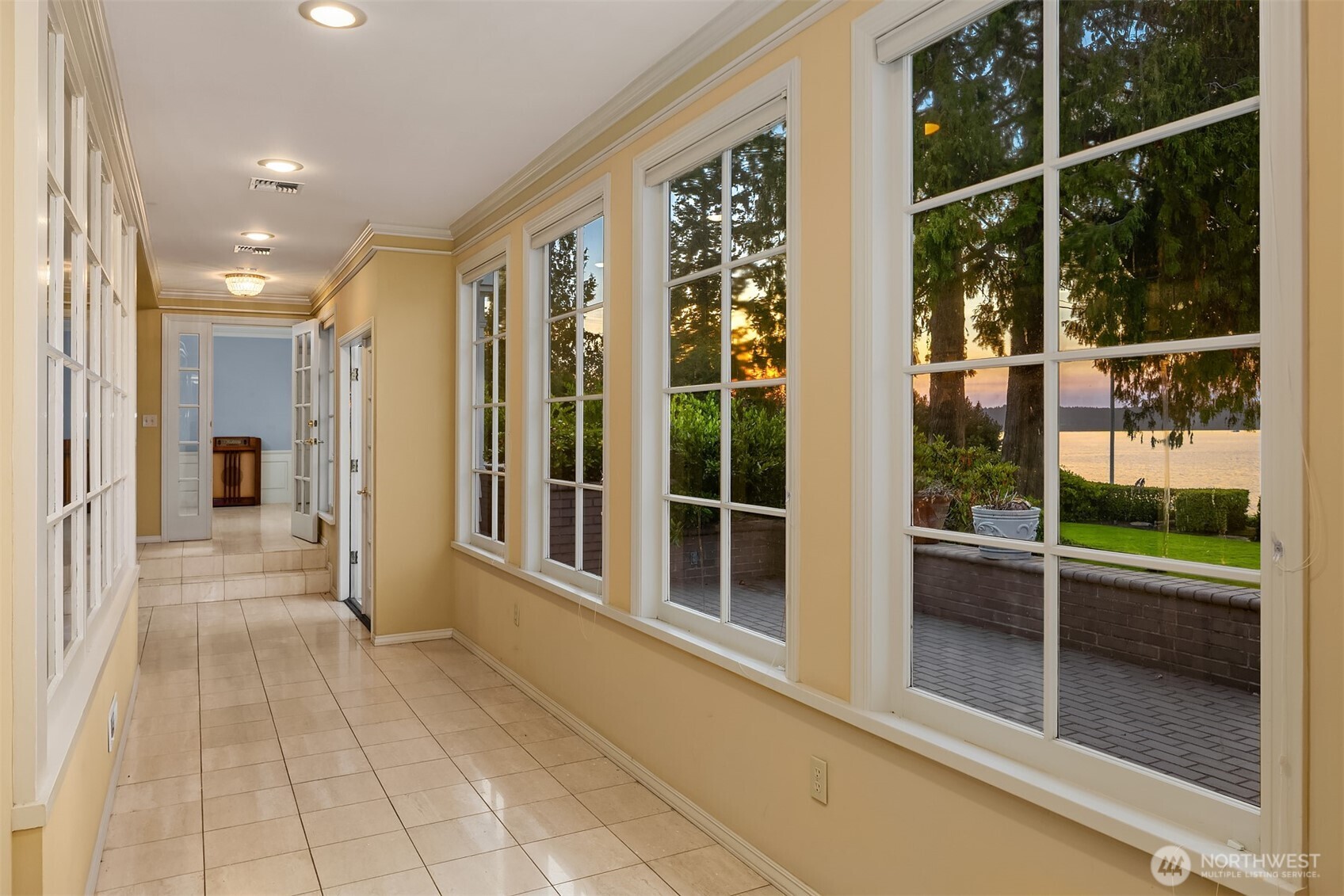 3727 Shore Avenue Everett WA 98203