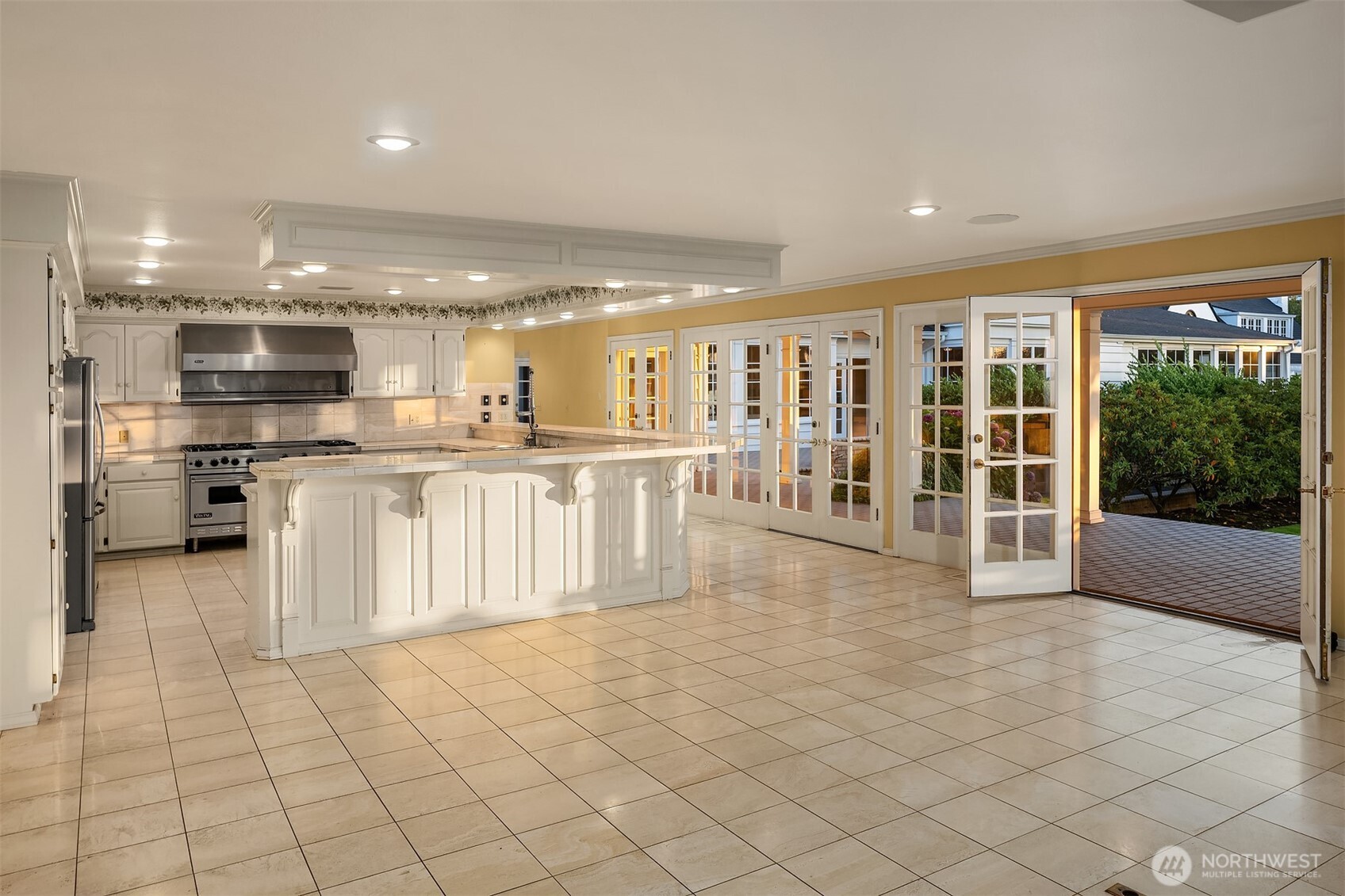 3727 Shore Avenue Everett WA 98203