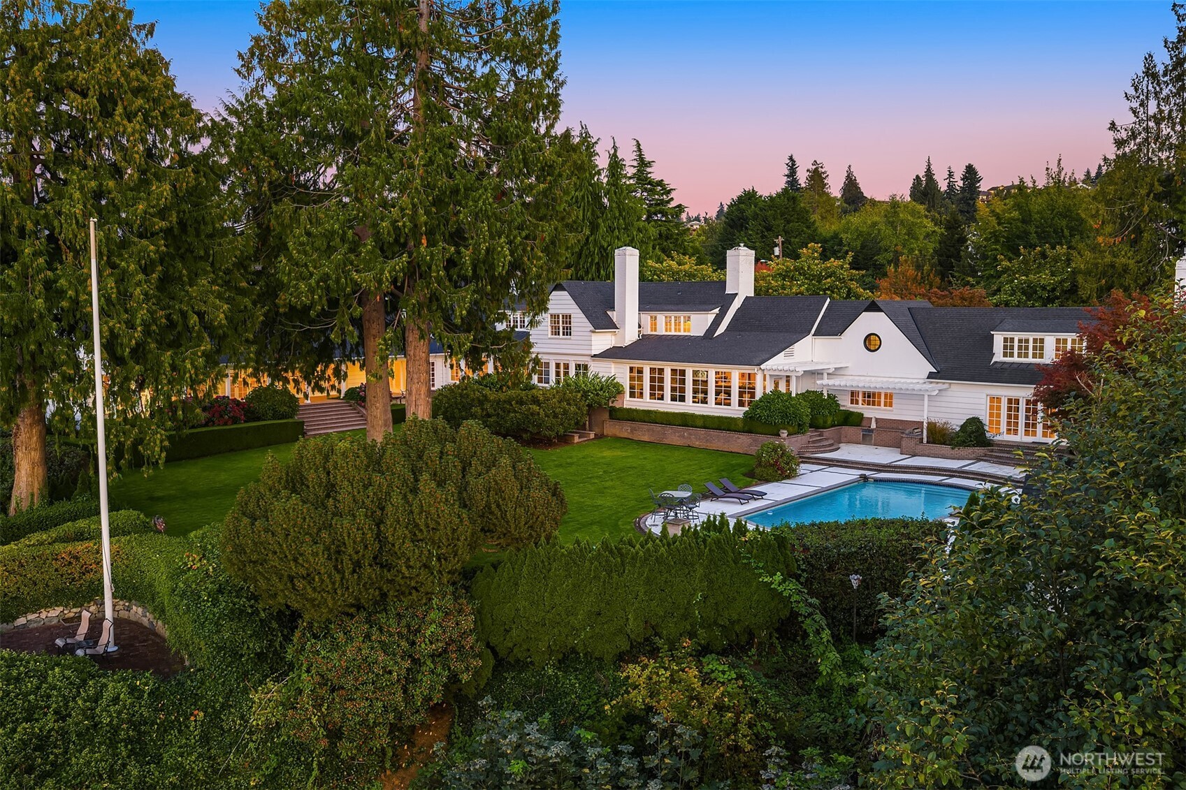 3727 Shore Avenue Everett WA 98203
