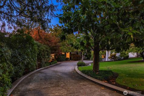 3727 Shore Avenue Everett WA 98203