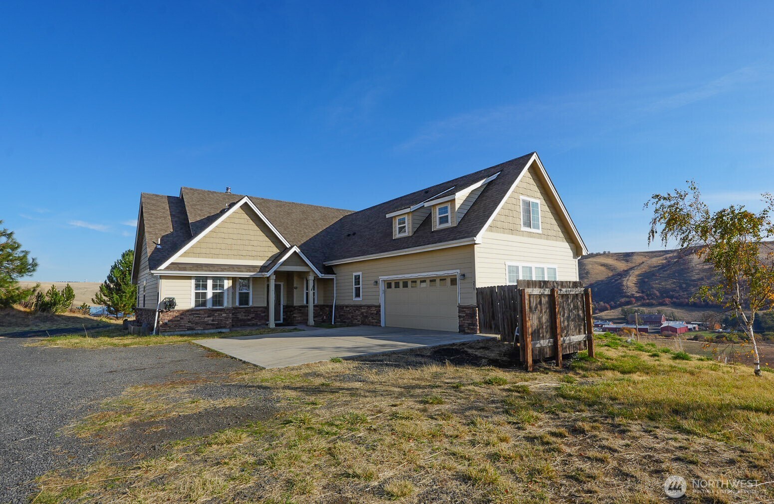 239 Patit Road Dayton WA 99328