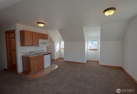 239 Patit Road Dayton WA 99328