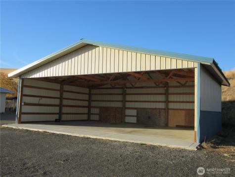 239 Patit Road Dayton WA 99328